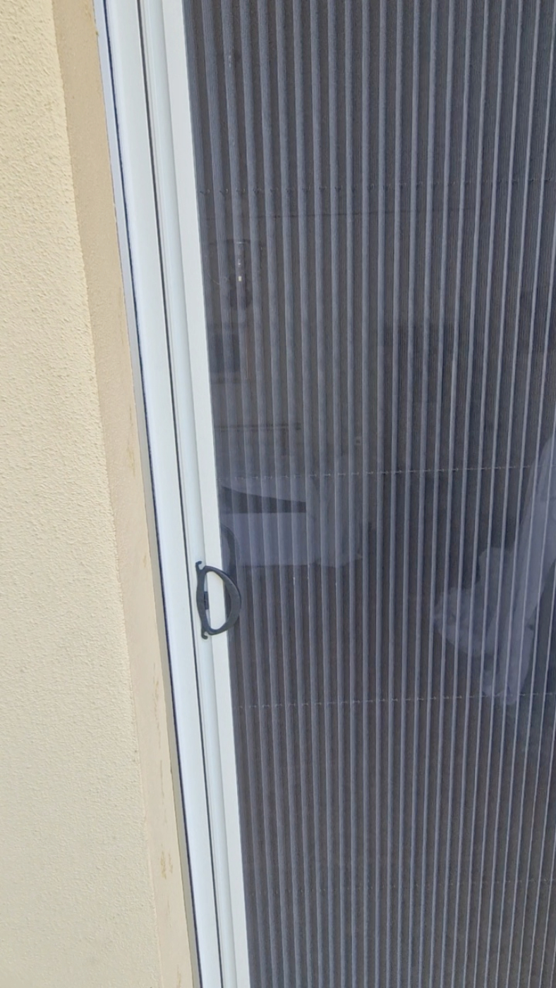 best house porte finestre zanzariere plinsetate