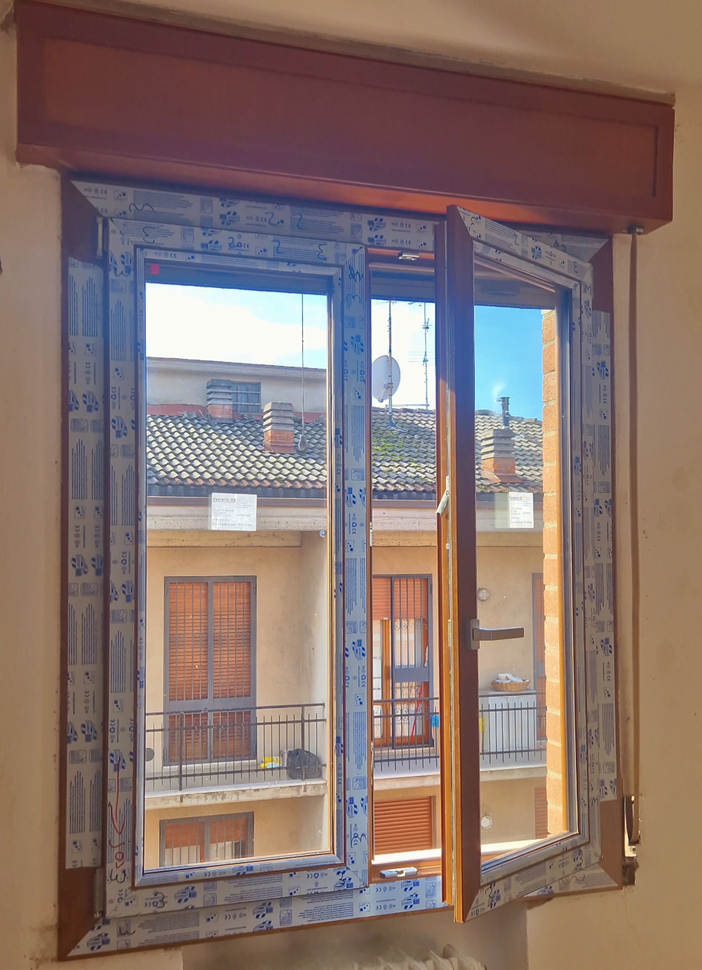 infissi best house porte finestre sassuolo montagio colore castagno