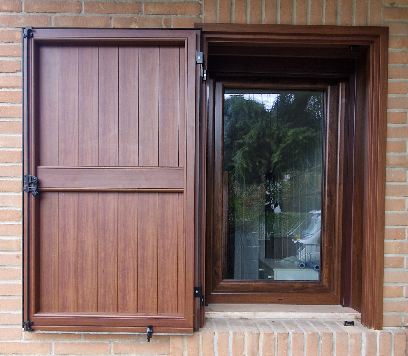 scuri infissi colore castano scuro best house porte finestre campogalliano